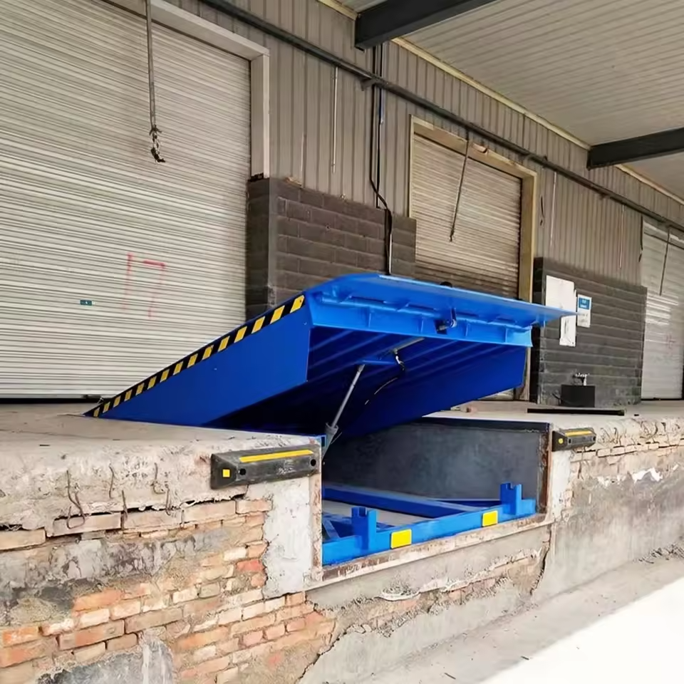 Hydraulic Container Loading Dock Ramp for Forklifts and Trucks - Gambar 4